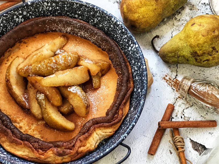 Fantasztikus reggeli: Dutch baby karamellizált&nbsp;körteraguval