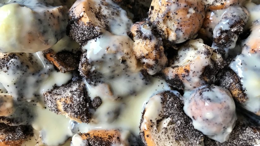 Tízperces mákos guba vaníliapudinggal