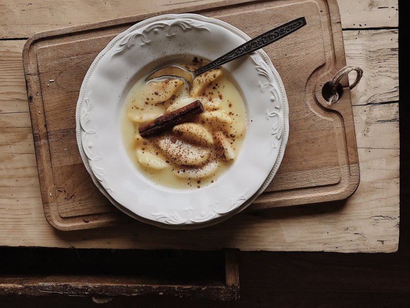 Őszi fűszeres, pudingos&nbsp;almaleves