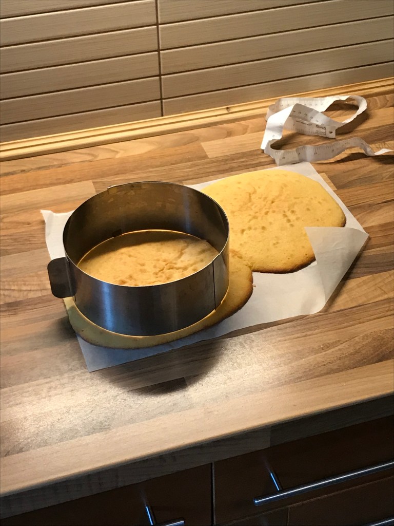 Vajas piskóta – masszívabb, vajkrémes&nbsp;tortákhoz