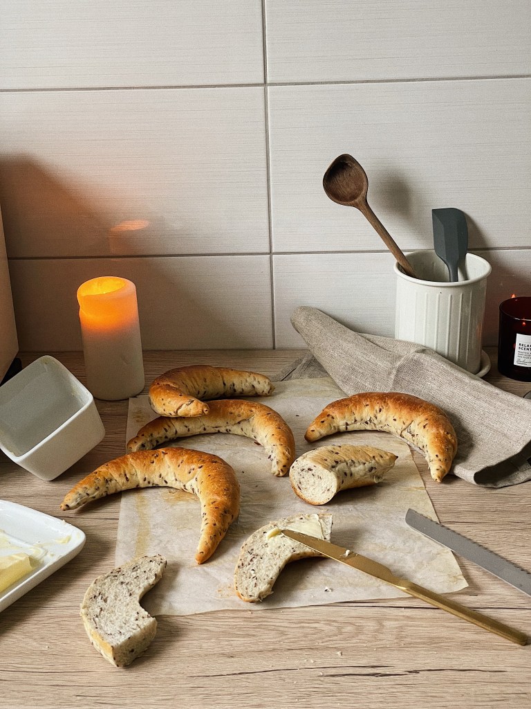 Zsemlék, Kiflik, Perecek,&nbsp;Bagelek